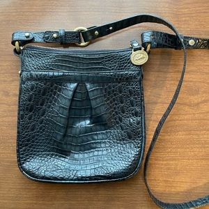 Navy Brahmin Crossbody Bag